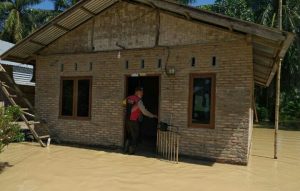 Sungai Bahapal di Simalungun Meluap,  Rumah Warga di Dua Kecamatan Terendam Banjir