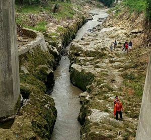 TNI-Polri Ikut Cari Korban Hanyut di Sungai Bahapal, Simalungun