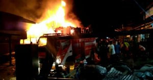 2 Rumah dan Kantor Lurah di Taput Terbakar