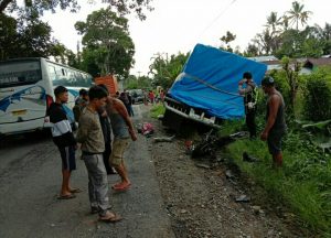 Truk Vs Sepeda Motor, Warga Medan Tewas di Simalungun