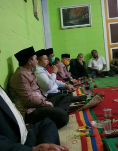 Di Bagas Godang Sipirok, Tokoh Adat Upah-Upah Bapaslon Dolly-Rasyid