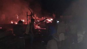 Diduga Arus Pendek, Tujuh Rumah di Humbahas Terbakar