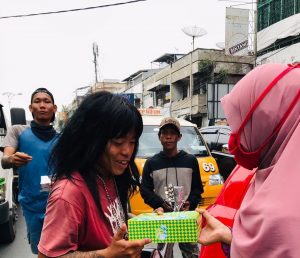 Bagi Ribuan Makan Siang Gratis, Aktivis Mahasiswa Sebut Kemiskinan Kota Medan Masih Tinggi