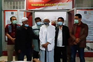 Hari Ini Ustad Abu Bakar Ba’asyir Bebas