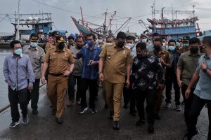 Dapat Laporan, Wali Kota Medan Tinjau Aktifitas Pelanggaran Penangkapan Ikan di Belawan