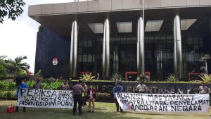 Kasus Dugaan Suap di DPRD Sidimpuan Berbuntut Panjang, AMSU Demo di Gedung KPK RI