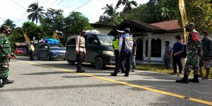 Hari Pertama Pemberlakuan Larangan Mudik di Tapsel, Puluhan Kendaraan Disuruh Putar Arah