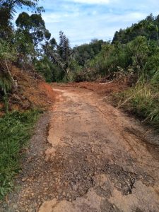 Sempat Tertimbun Longsor, Akses Jalan Bunga Bondar – Dolok Sordang Sipirok Sudah Bisa dilalui kendaraan