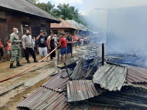 Ditinggal Pemilik, 1 Rumah di Botung Padanglawas Terbakar