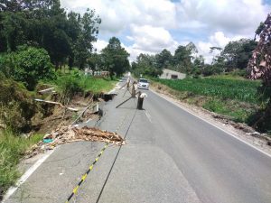 Tiga Titik Rawan Longsor di Jalan Provinsi Pematangsiantar-Saribudolok Ancam Keselamatan Pengguna Jalan