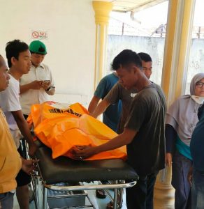 Diduga Bertengkar Dengan Istri, 1 Orang Pria di Kampung Darek Nekat Bunuh Diri