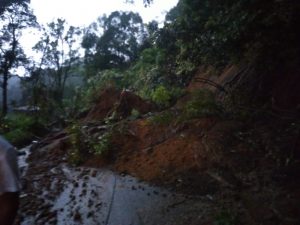 Hati-hati, Jalur Medan-Berastagi Kembali Longsor