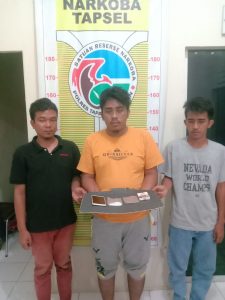 Jual Sabu-sabu ke Polisi, 3 Orang Pengedar Narkoba Asal Sidimpuan Ditangkap di Tapsel