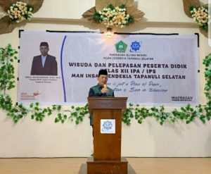 Di Hadapan Puluhan Wisudawan, Syahrul Ceritakan Sejarah Lahirnya MAN IC