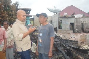 Rusydi Nasution Dicurhati Korban Kebakaran di Padangsidimpuan