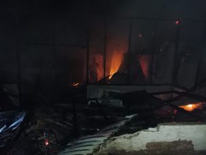 3 Rumah di Kayu Ombun Terbakar, 1 Orang Luka-luka