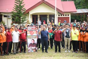 Wow! Seruput Kopi Massal Bersama Bupati Dolly, Rasanya Enak