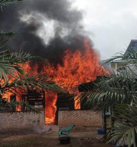 Satu Unit Rumah Hangus Terbakar di Sihitang, Sidimpuan