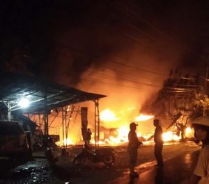 Tengah Malam, Rumah dan Bengkel Hangus Dilalap Sijago Merah di Batunadua Julu, Sidimpuan