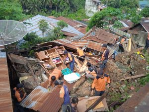 Curah Hujan Tinggi, Satu Unit Rumah di Sidimpuan Ditimpa Lonsor