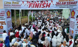 Ribuan Warga Ikuti Jalan Sehat Partai Gerindra di Tapsel