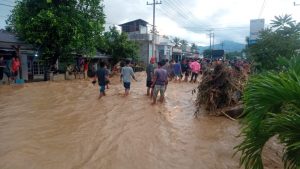 Ditanya Penyebab Banjir Sidimpuan, Kasat Reskrim: Tanya Wali Kota dan BPBD