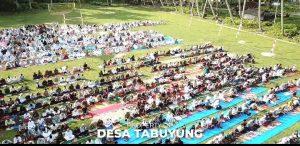 Ribuan Warga Desa Tabuyung, Madina Gelar Salat Idul Fitri Bersama