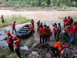 Upaya Pencarian Lucky Satrio Berlanjut di Hari Ke-3, Tim Gabungan Sisir Sungai Sejauh 32 Km