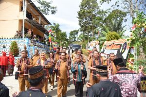 Desa Paran Padang Sipirok Hidupkan UMKM, Bupati Tapsel : Semoga Bisa Menjadi Desa Terbaik di Sumut