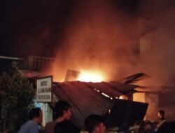 Toko Grosir Terbakar di Padangsidimpuan