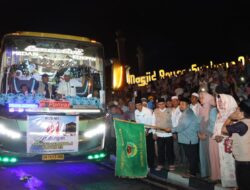 Pelepasan Jemaah Calhaj Tapsel: Ribuan Warga Padati Masjid Agung Syahrun Nur