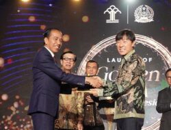 Presiden Jokowi Luncurkan Golden Visa: Shin Tae-yong Jadi Penerima Pertama