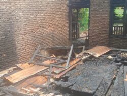 Satu Desa Panik! Rumah di Tapanuli Selatan Ludes Terbakar