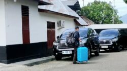 Geledah Kantor PT DNG di Sidimpuan, KPK Bawa 1 Koper  Warna Biru