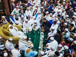 Ribuan Warga Hadiri Tabligh Akbar Bersama Habib Rizieq di Medan