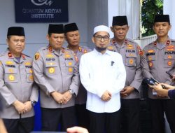 Ustaz Adi Hidayat Usul Keluarga Alm Affan Dipertemukan dengan Tujuh Tersangka Brimob
